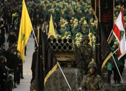 قرار لندن اعتبار “حزب الله” ارهابيا بسبب الحرب في سوريا أم من أجل إسرائيل؟ الحكومة اللبنانية تسلمت نص القرار قبل التصويت عليه وفرنسا تتحفظ وتعتبر أن الشعب اللبناني صاحب الحق في تصنيف الأطراف السياسية.. السعودية اول المرحبين.. ونشطاء يؤكدون ان القرار يحمل ملامح الاستعمار القديم 1 hizballah 420
