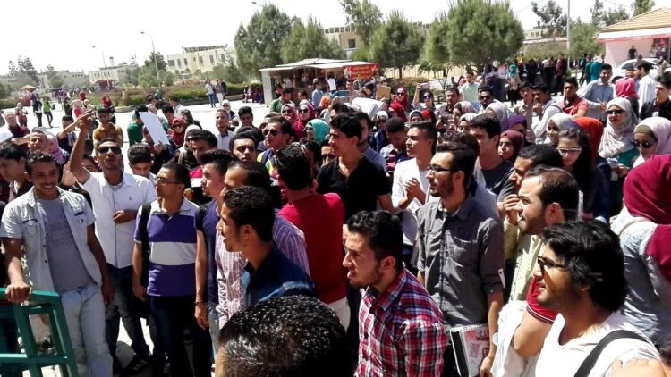 طلبة "آل البيت" يعلقون تحركاتهم التصعيدية بعد اعتداءات وتهديدات من البلطجية 1 2